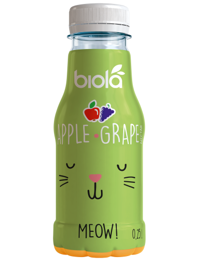 Biola_Child_Apple_Grape_025L